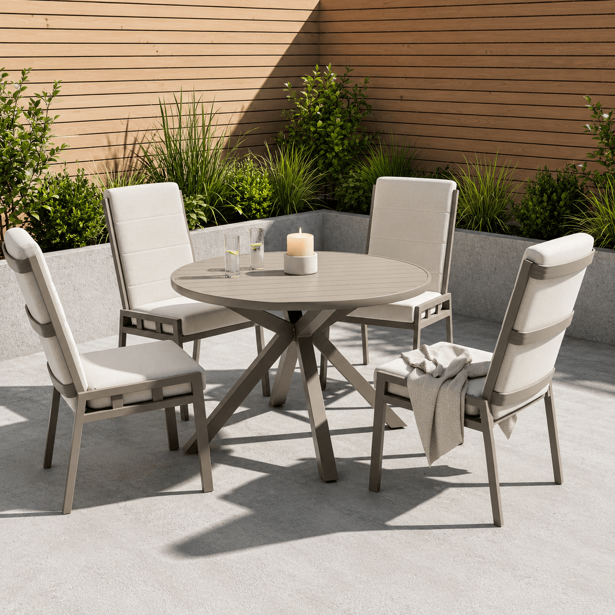 Nevanga Hazel 4 Chair Dining Set