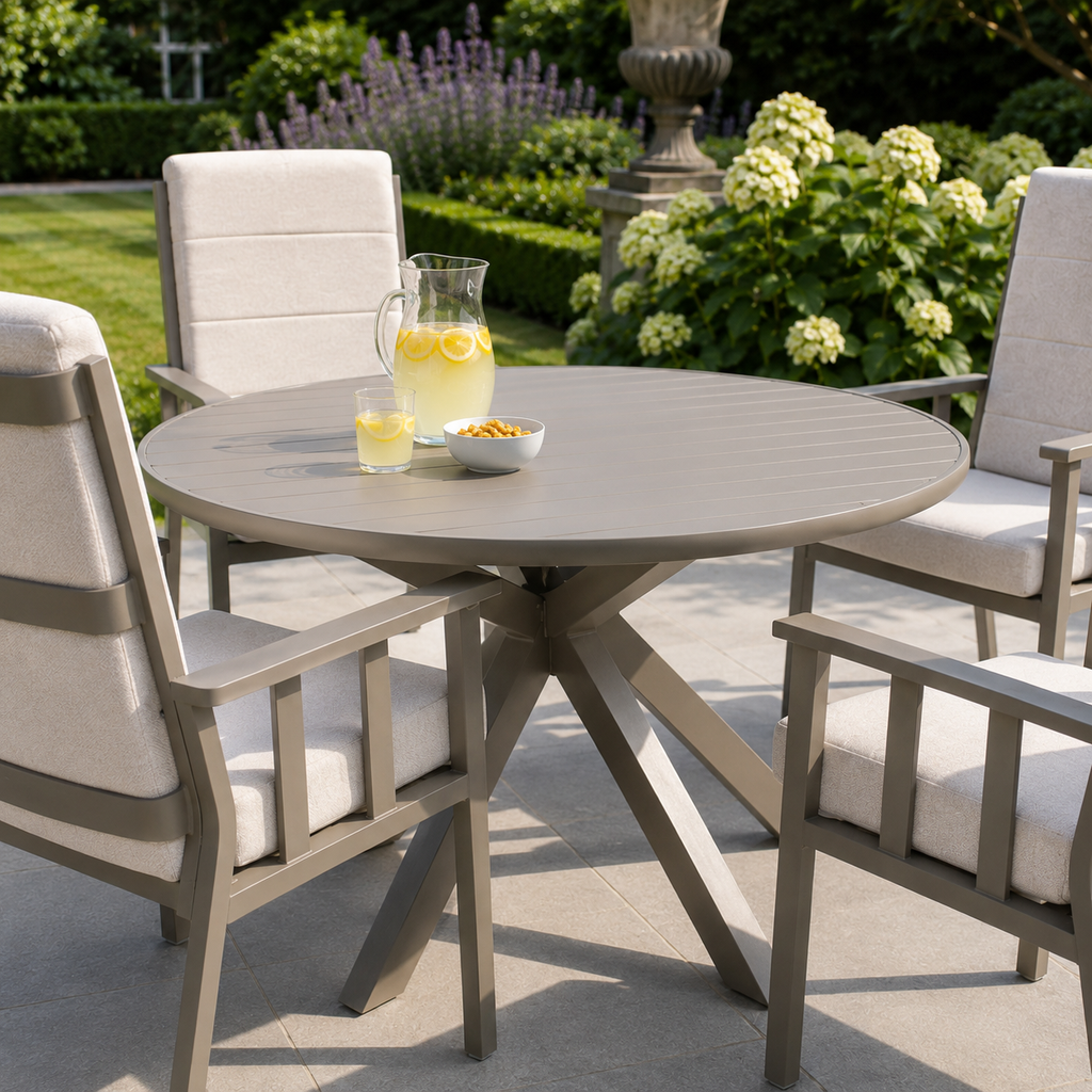 Nevanga Hazel 4 Chair Dining Set