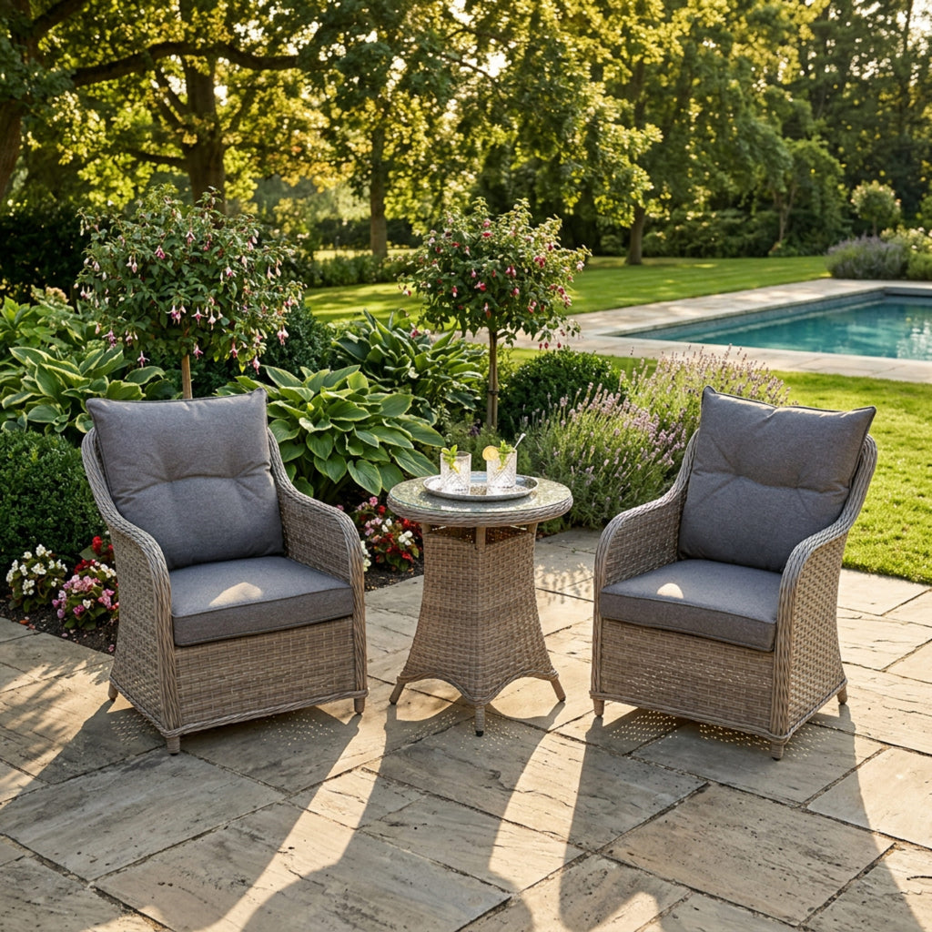 Varoon 2 Chair Lounge Bistro Set with Side Table