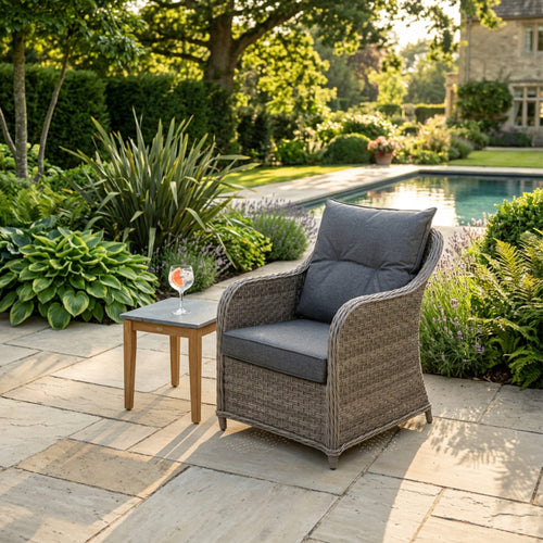 Varoon 2 Chair Lounge Bistro Set with Side Table