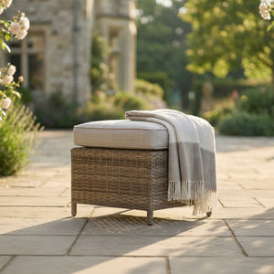 Balancia Stool with Cushion
