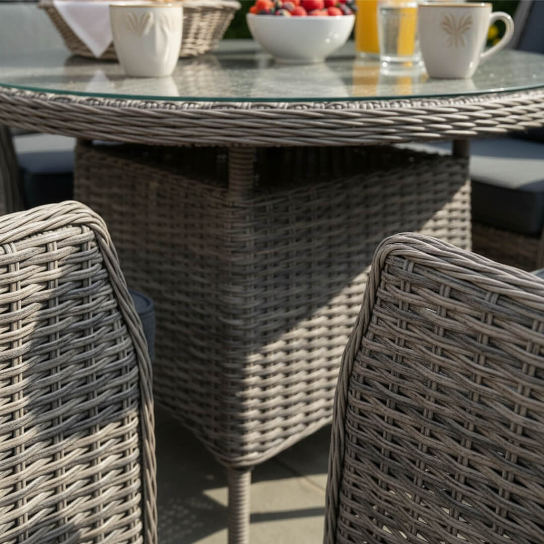 Trueas 4 Chair Wingback Dining Set