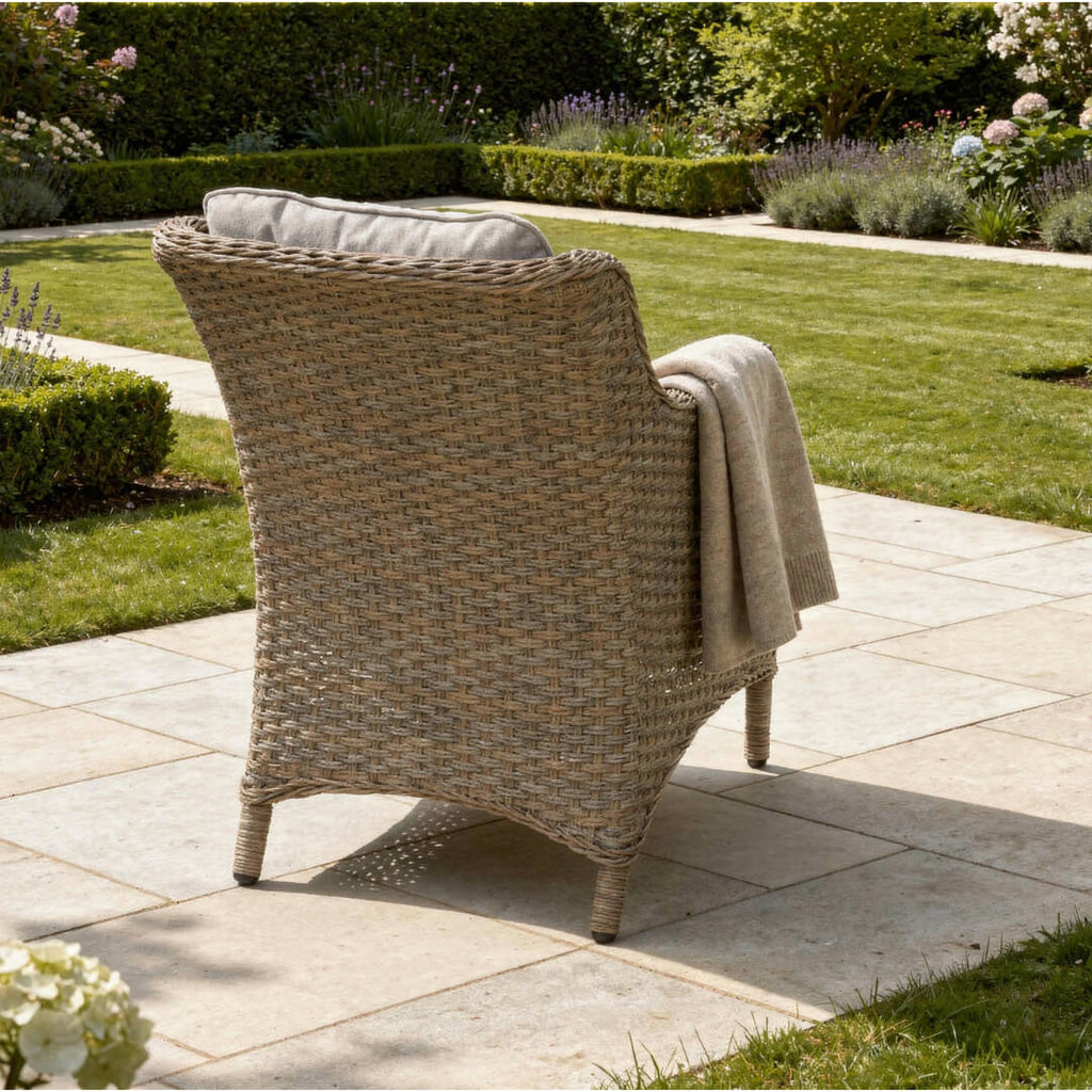 Larca 8 Chair Dining Set